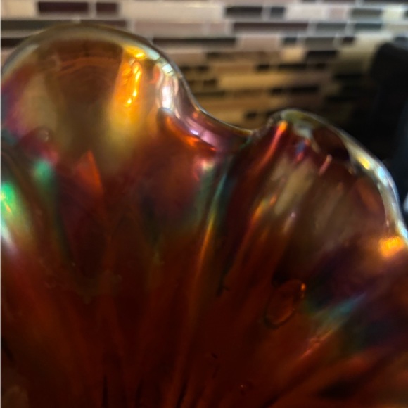 Vintage Amethyst Carnival Glass Fluted Vase - Picture 5 of 9